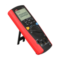 Miernik uniwersalny UT71C