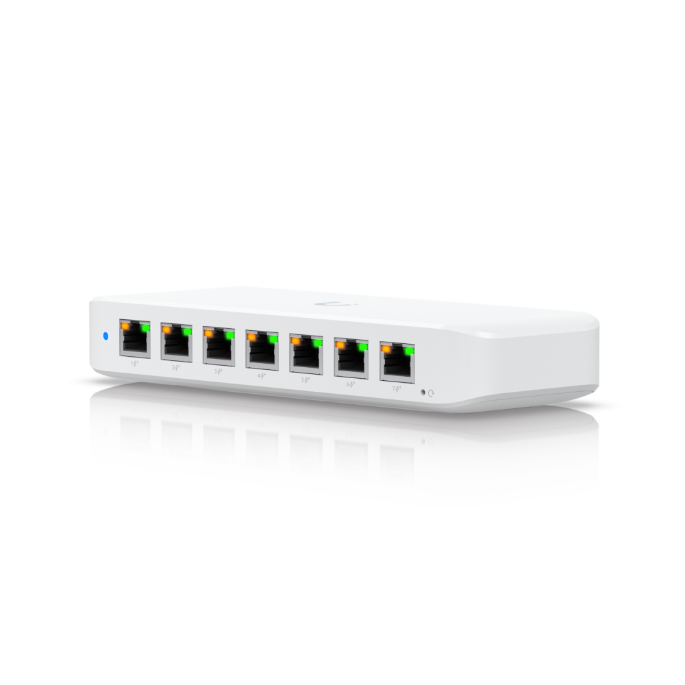 Ubiquiti Ultra 210W UniFi switch L2 8x GE, 7x PoE+ OUT, 1x PoE++ IN